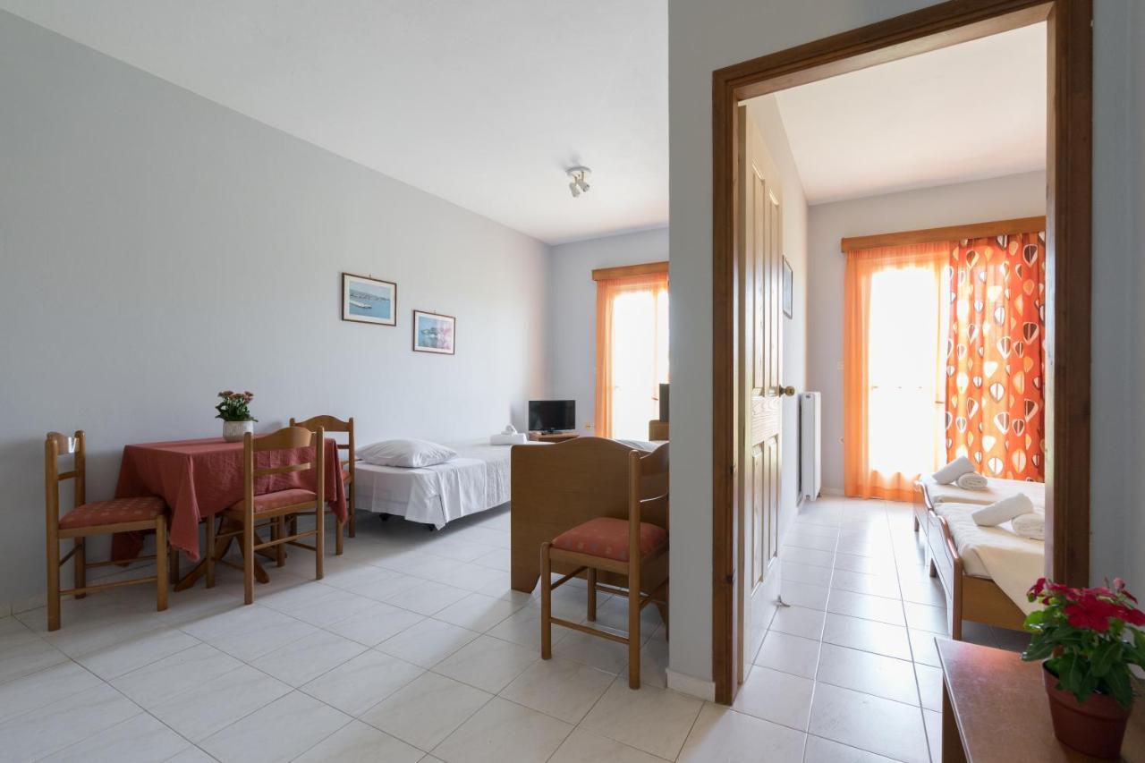 ליקסורי Ammousa Hotel Apartments מראה חיצוני תמונה