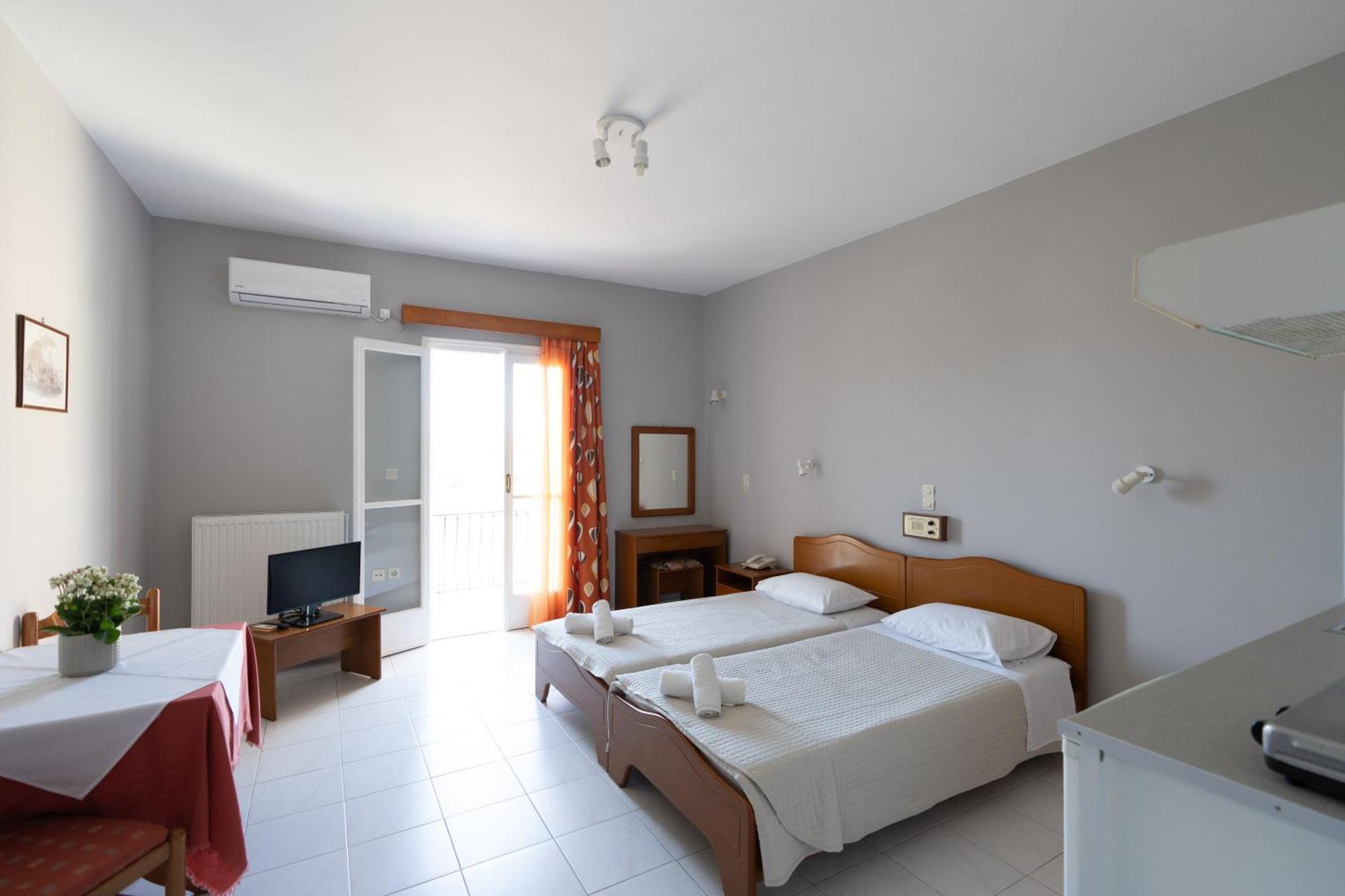 ליקסורי Ammousa Hotel Apartments מראה חיצוני תמונה